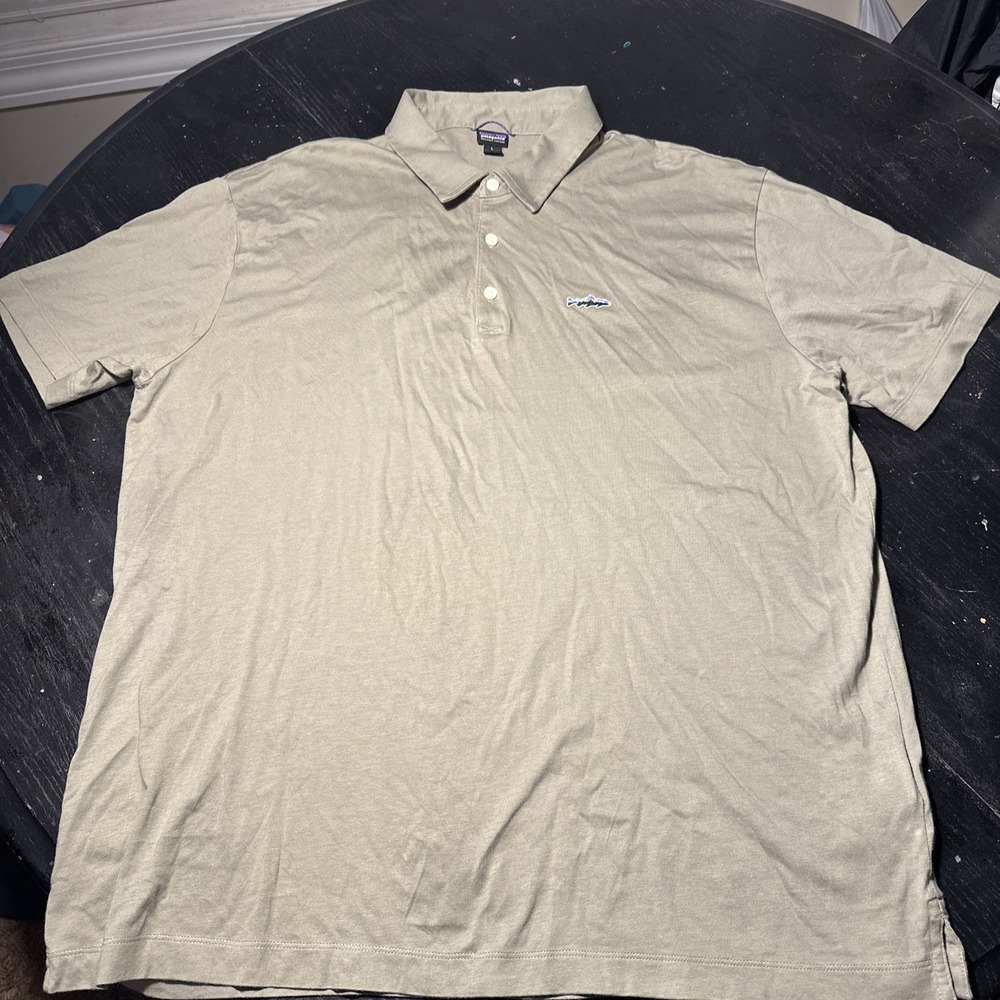 Patagonia Polo Shirt Mens Large Khaki Fish Logo Cotton Casual Outdoors Gorpcore